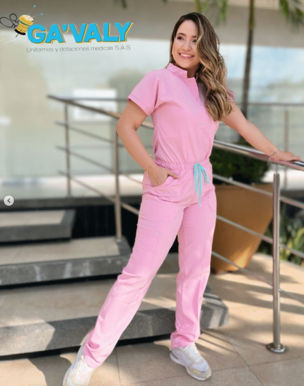 Uniforme rosado - Image 3